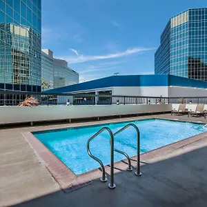 https://crowne-plaza-los-angeles-international-airport.topanaheimhotels.com