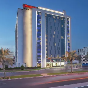 *** Otel Hampton By Hilton Airport Birleşik Arap Emirlikleri